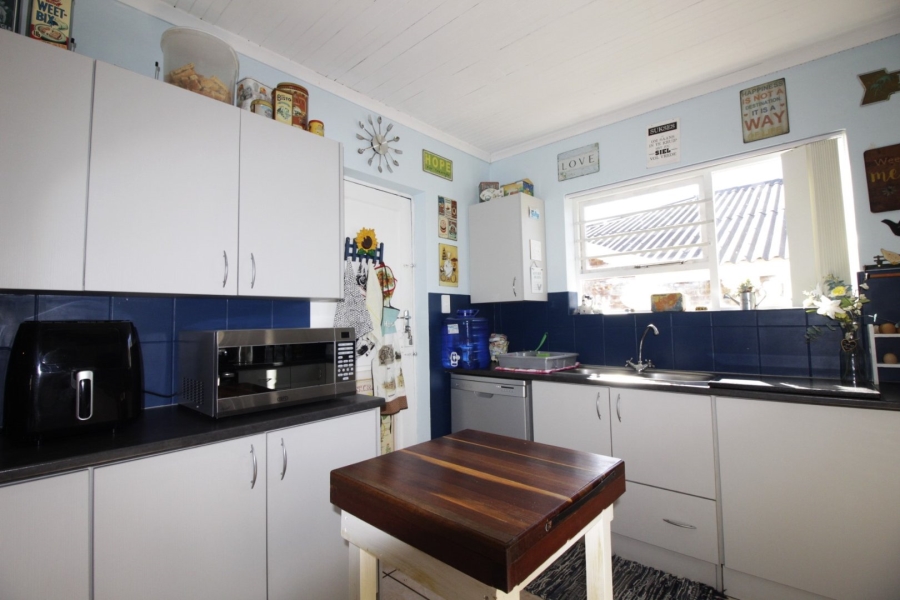 3 Bedroom Property for Sale in Wavecrest Eastern Cape